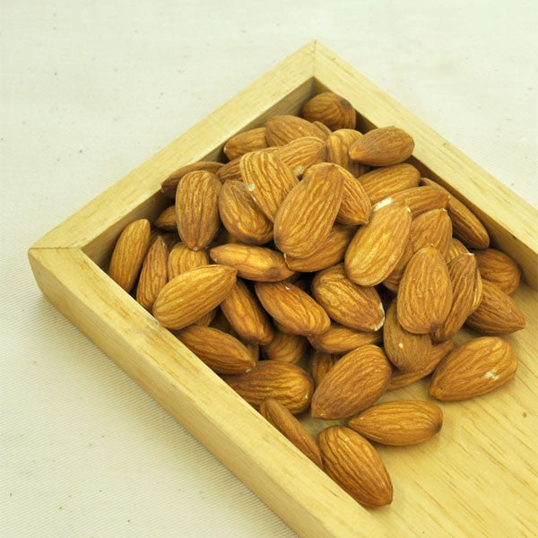 アーモンド(ホール)